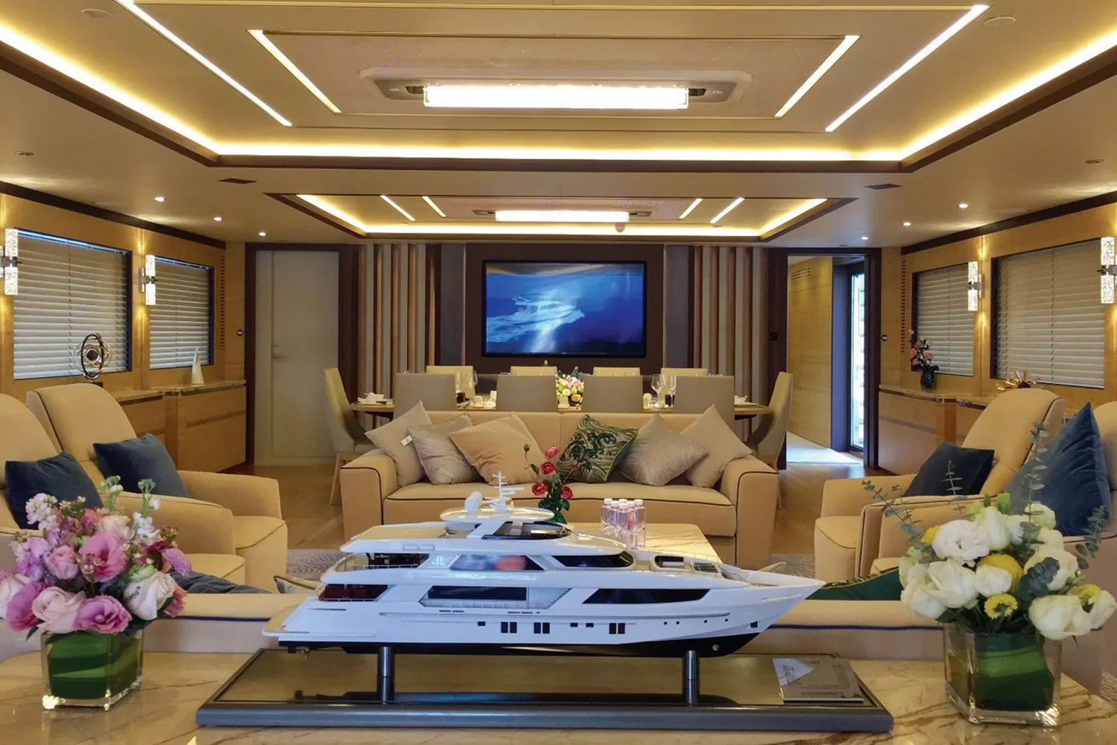 JINLONG 46 m aerial deck view